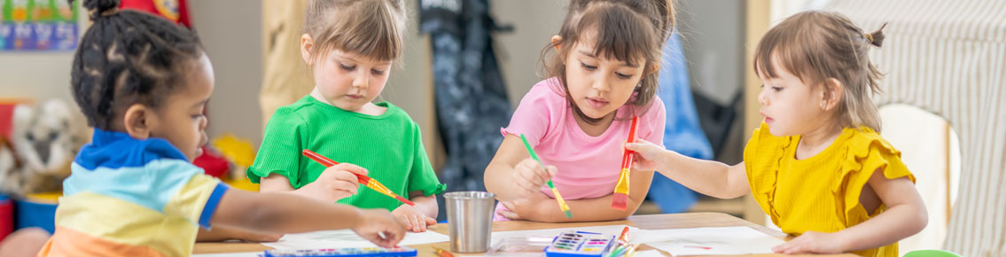 Kids painting